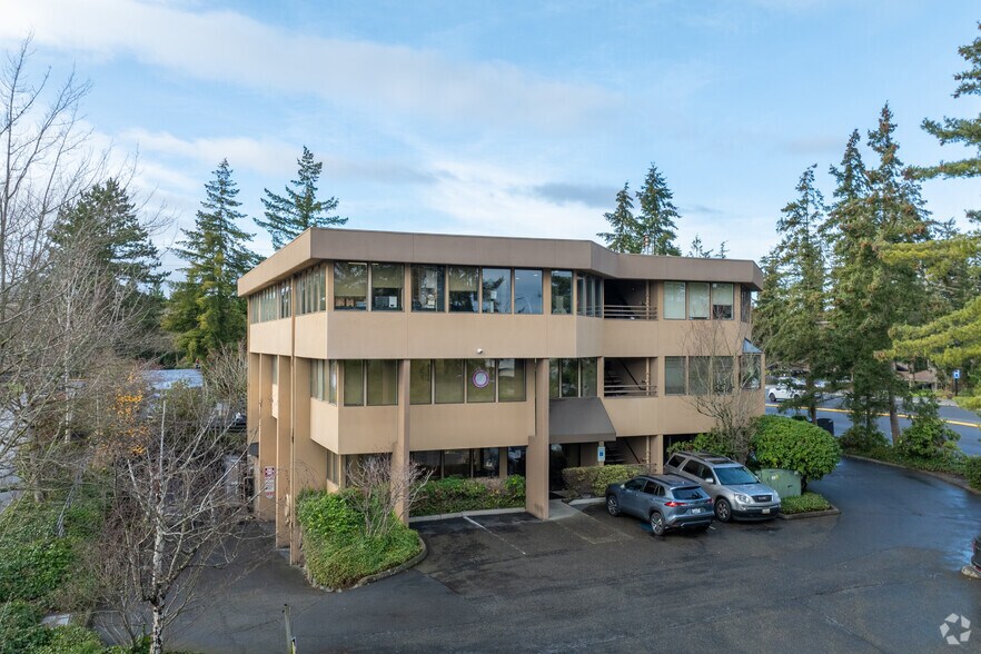 More Photos Of 11711 NE 12th St, Bellevue Office For Sale