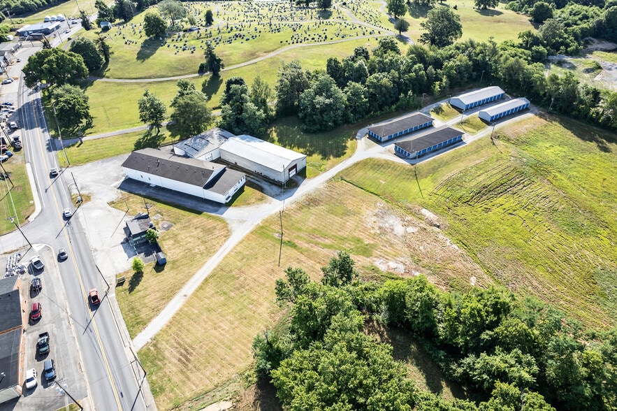 More Photos Of 500 E Main St, Lebanon Land For Sale