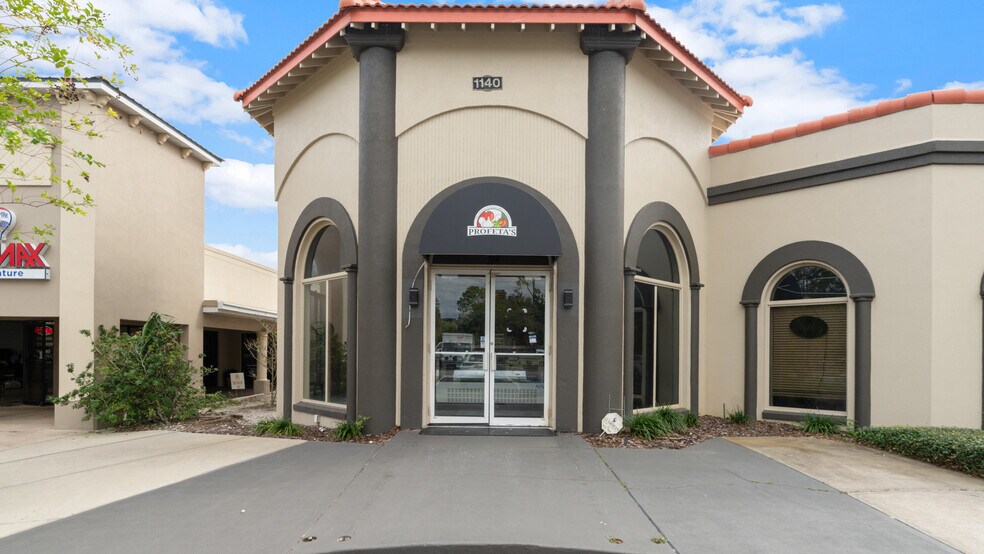 More Photos Of 1140 W Granada Blvd, Ormond Beach General Retail For Sale