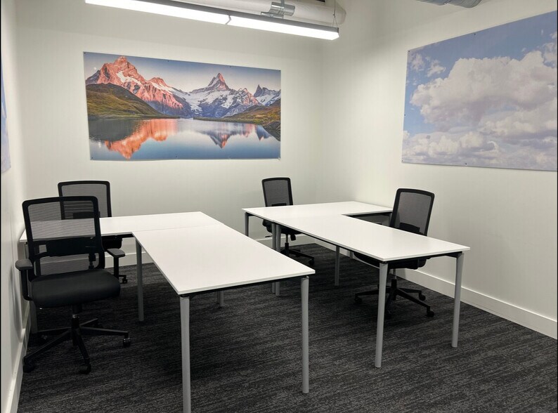 More Photos Of 111 Bain St, Greensboro Office For Sale