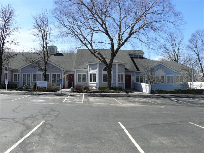 More Photos Of 384 Merrow Rd, Tolland Medical For Lease