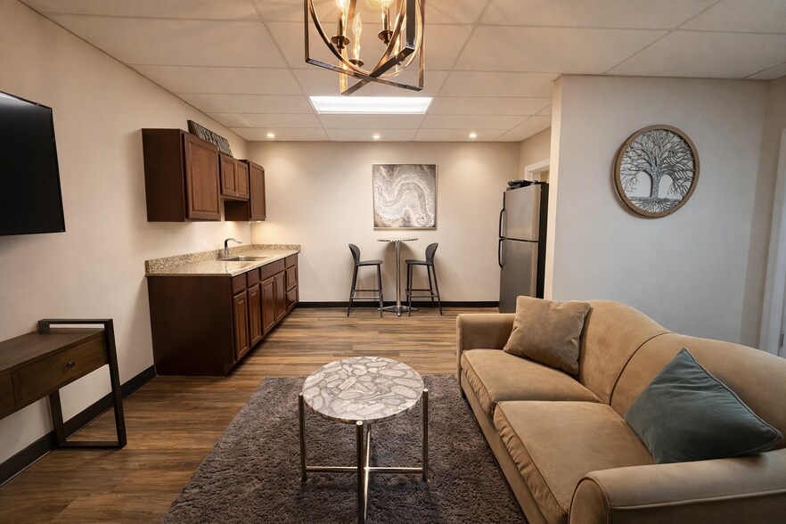 More Photos Of , Atlanta General Retail For Sale