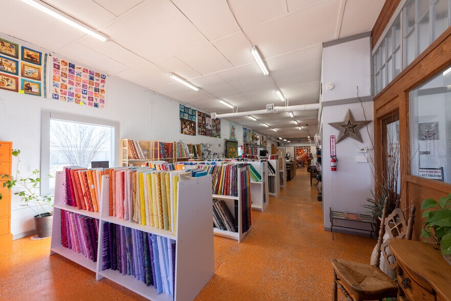 More Photos Of 315 N Bridge St, Henrietta Storefront For Sale