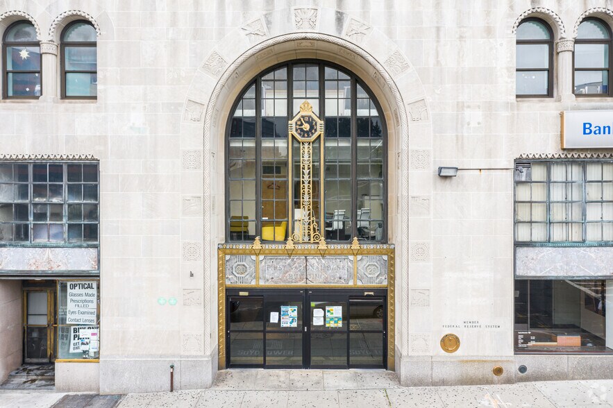 Primary Photo Of 20 S Broadway, Yonkers Office For Lease