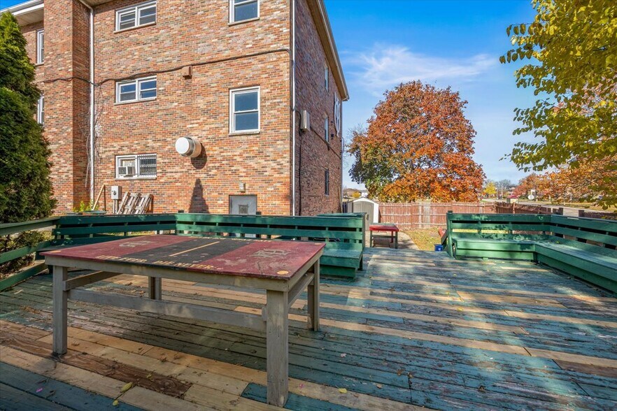 More Photos Of 1020 W Hillcrest Dr, Dekalb Sorority Fraternity House For Sale