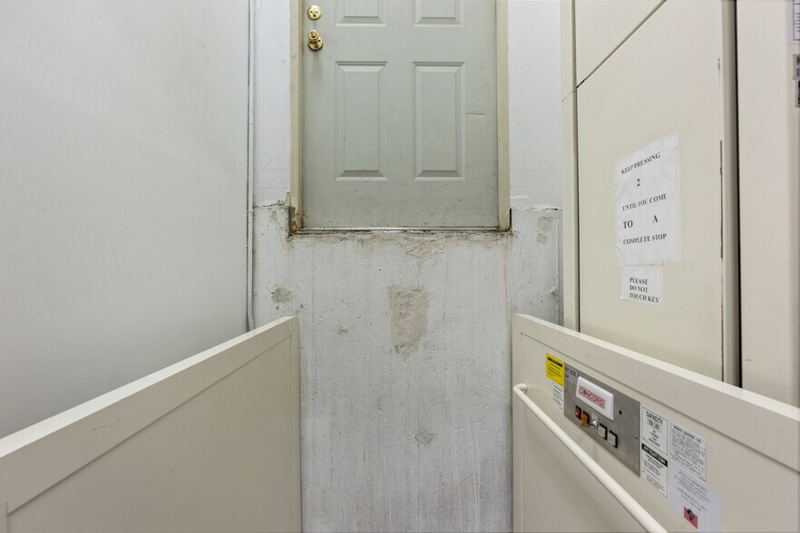 More Photos Of 3611 Richmond Ave, Staten Island Medical For Lease