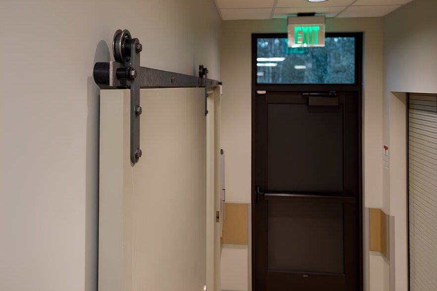 More Photos Of 2500 Squalicum Pky, Bellingham Medical For Sale