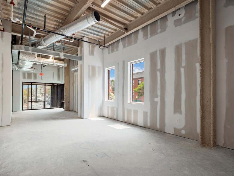 More Photos Of 2-10 Maverick Sq, Boston Apartments For Lease