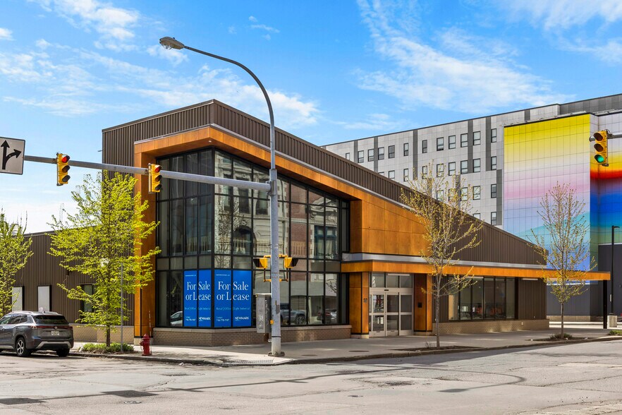 Primary Photo Of 225 Ellicott St, Buffalo Supermarket For Sale