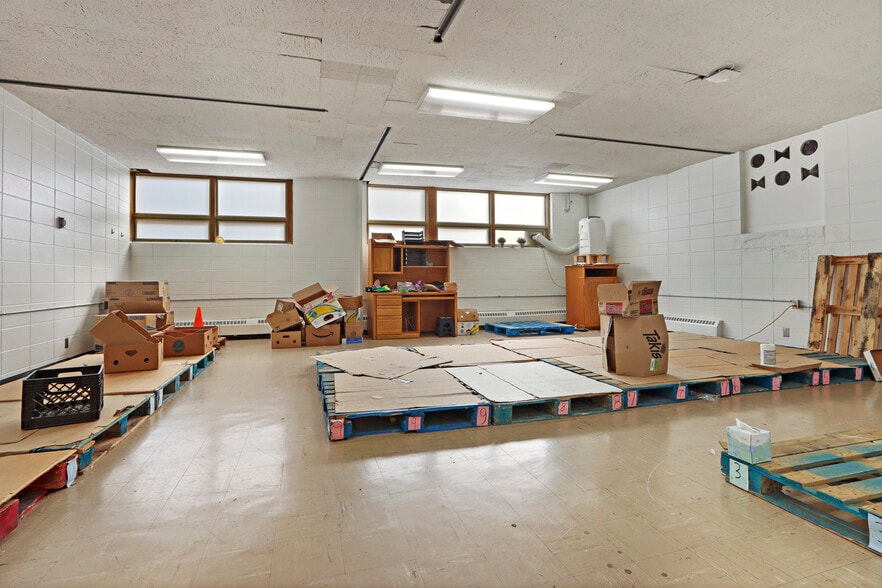 More Photos Of 2006 60th St, Kenosha Religious Facility For Sale