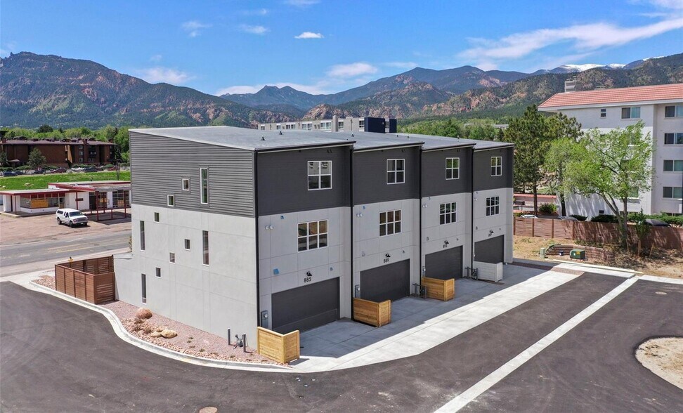 More Photos Of 904 Arcturus Dr, Colorado Springs Apartments For Sale