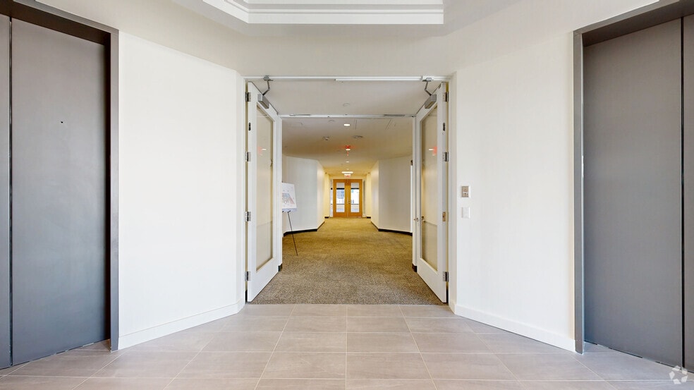 Primary Photo Of 701 Brazos St, Austin Office For Lease