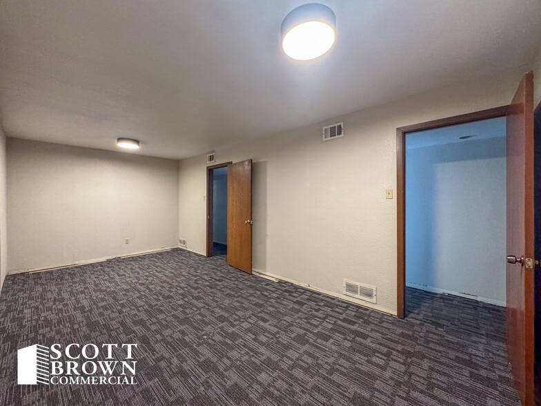 More Photos Of 3121 National Cir, Garland Distribution For Sale