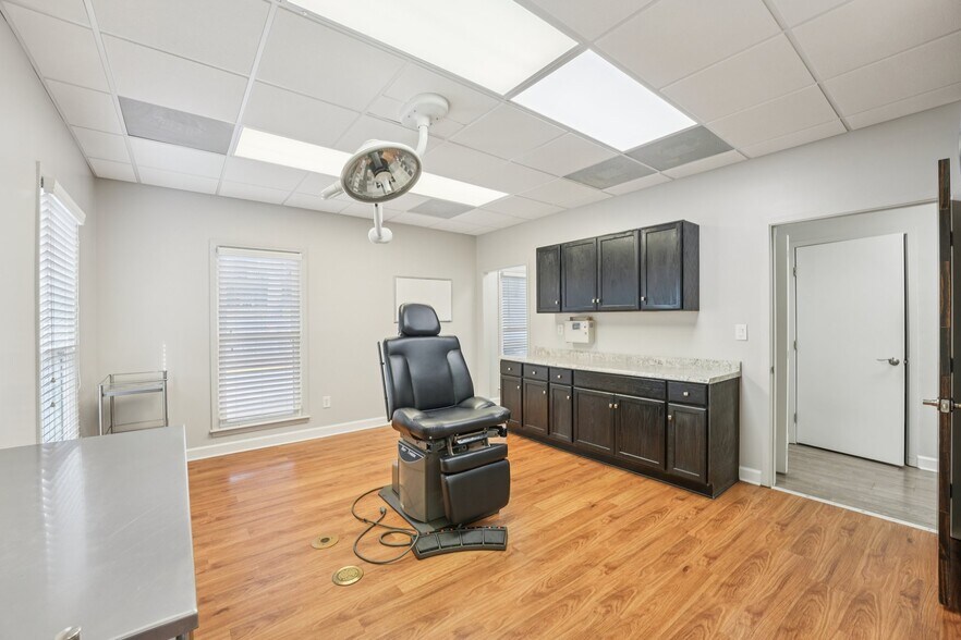 More Photos Of 6315 Amherst Ct, Peachtree Corners Office For Sale