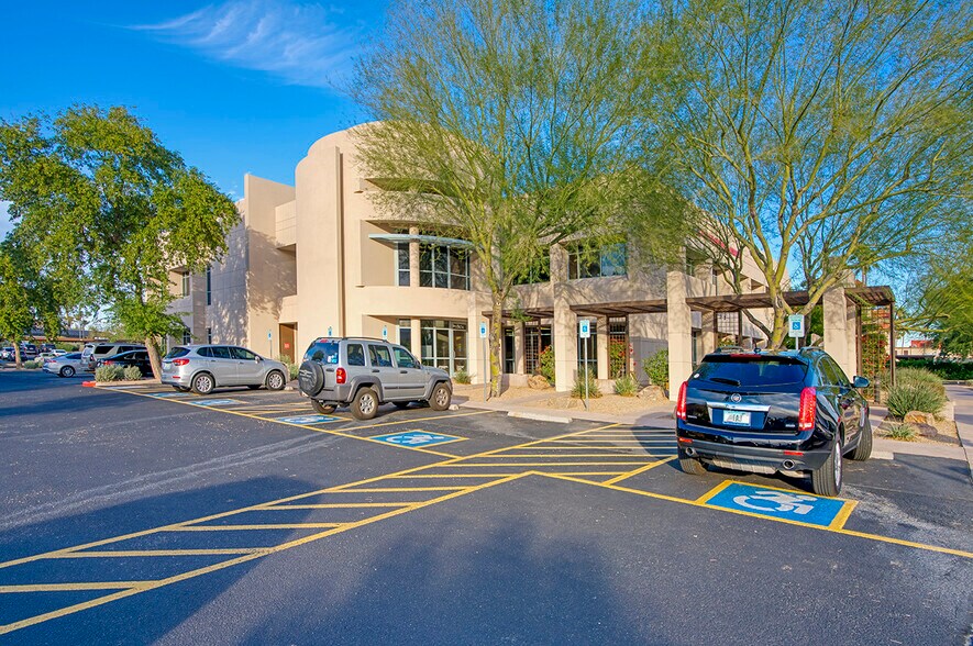 More Photos Of 10474 W Thunderbird Blvd, Sun City Medical For Lease