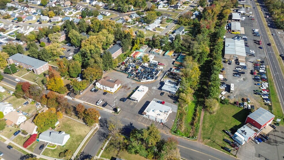 More Photos Of 1510 Haines Rd, Levittown Storefront Retail Office For Sale