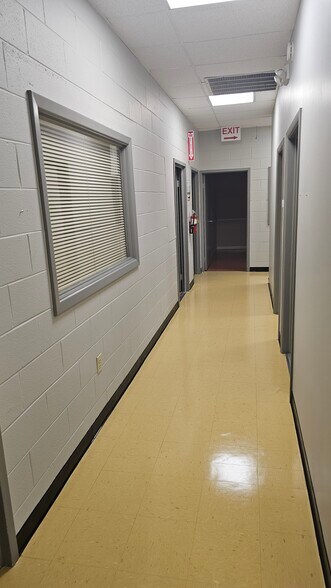 More Photos Of 2420 Grenoble Rd, Richmond Light Manufacturing For Sale