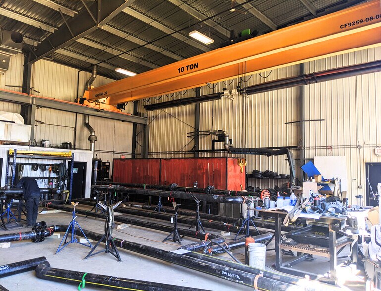 More Photos Of 1404 10th St, Nisku Warehouse For Lease