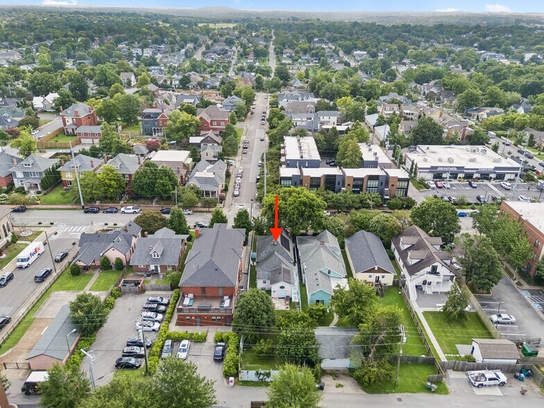 More Photos Of 206 S 11th St, Nashville Office For Sale