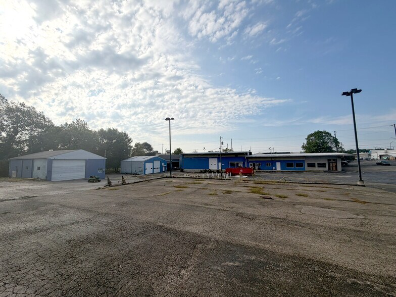More Photos Of 4330 Westerville Rd, Columbus General Retail For Sale