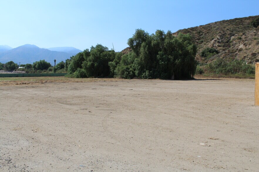 More Photos Of 251 Telegraph Road, Fillmore Land For Sale