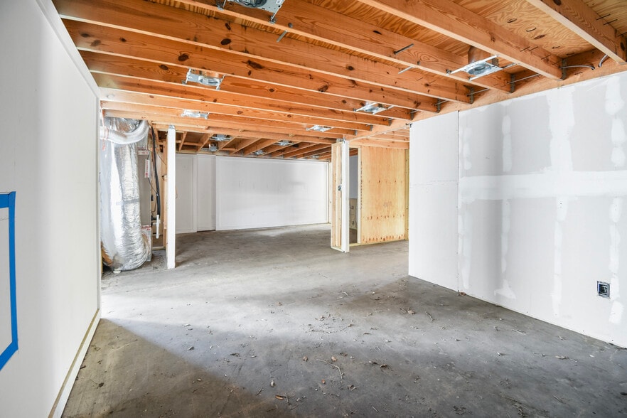 More Photos Of 1104-1112 Edgewood Ave S, Jacksonville Unknown For Lease