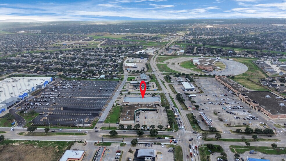 More Photos Of 6052 N Fry Rd, Katy Storefront For Lease