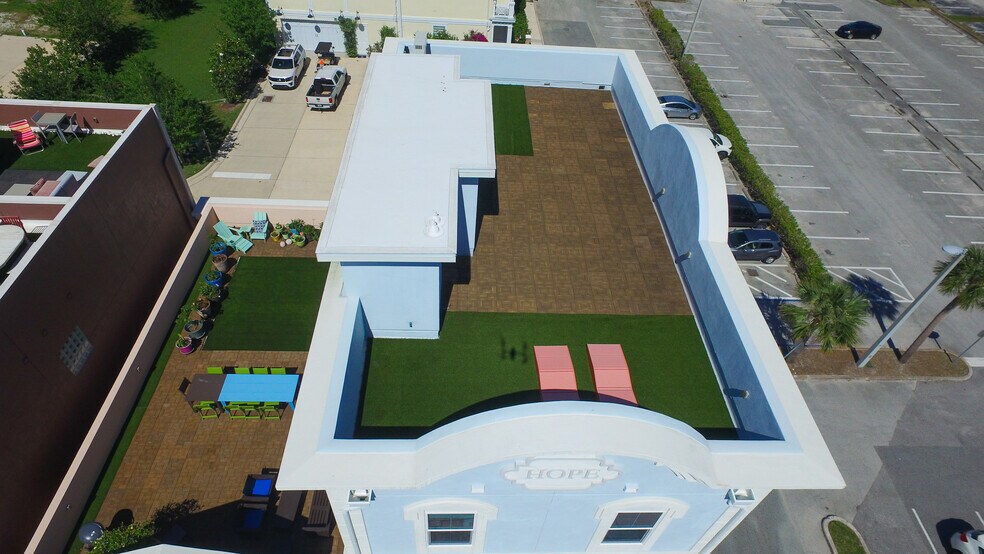 More Photos Of 215 S Palmetto Ave, Daytona Beach Office For Sale