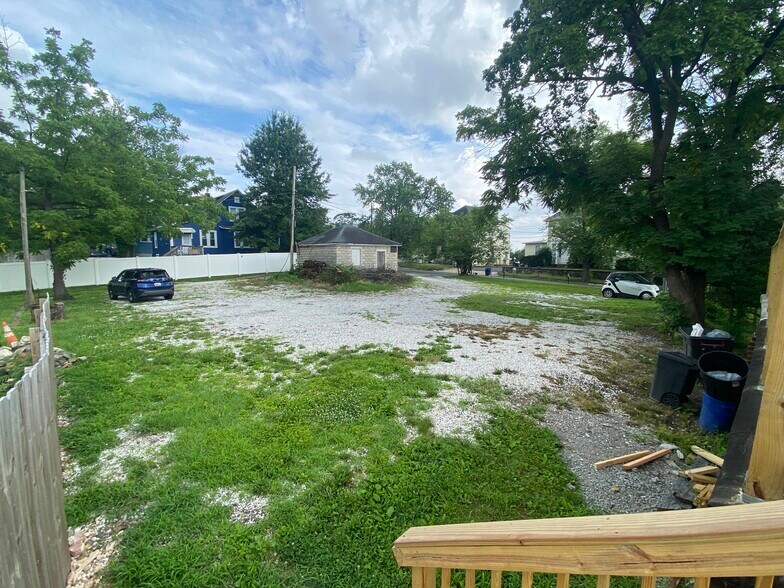 More Photos Of 6905 Belair Rd, Baltimore Office Residential For Lease