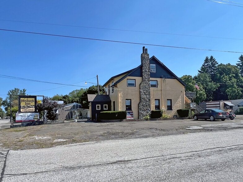 More Photos Of 3725 W Lake Rd, Erie Restaurant For Sale