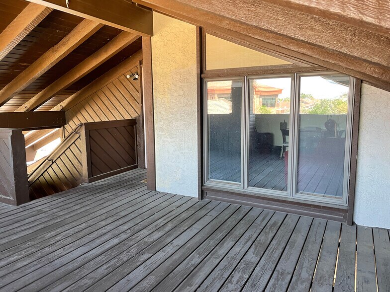More Photos Of 5330 Manhattan Cir, Boulder Loft Creative Space For Sale