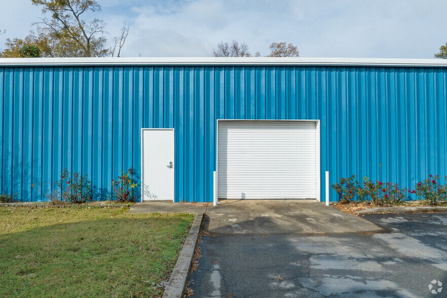 More Photos Of 1595 Highway 411 NE, Cartersville Service For Lease