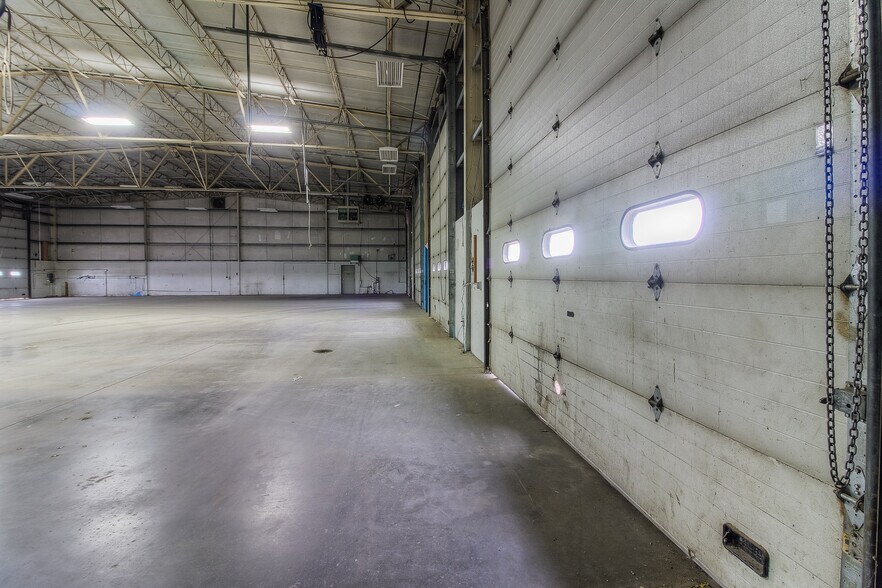 More Photos Of 501 Stover Rd, Grandview Industrial For Sale