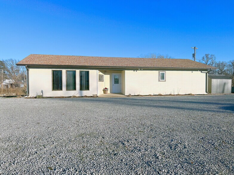 More Photos Of 418 S 14th St, Wymore General Retail For Sale