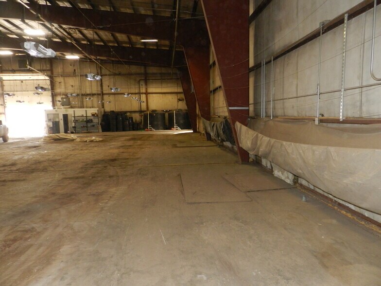 More Photos Of 430 W 8th St, Delta Unknown For Lease