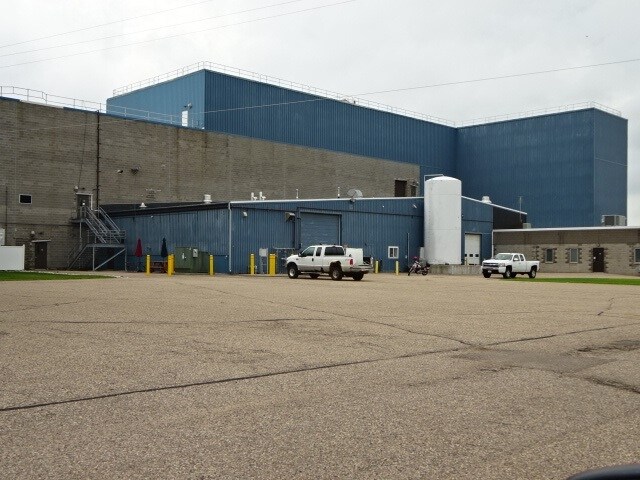 More Photos Of 4930 Hayes Ave, Plover Distribution For Sale