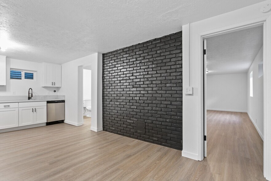More Photos Of 1904 SE 80th Ave, Portland Apartments For Sale