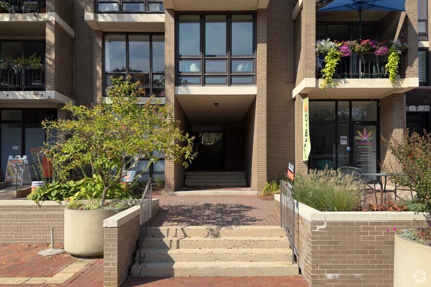 More Photos Of 11404-11440 Washington Plz W, Reston Apartments For Sale