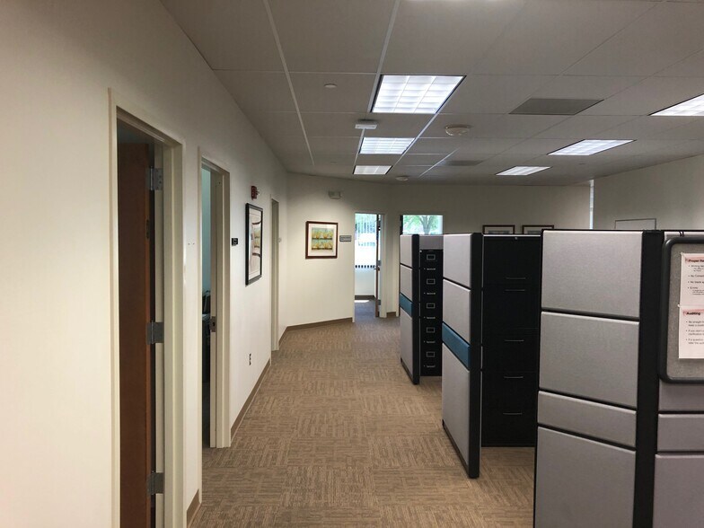 More Photos Of 4 Henderson Dr, West Caldwell Manufacturing For Lease