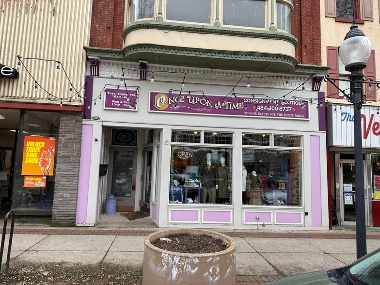 More Photos Of 254 E High St, Pottstown Storefront Retail Office For Sale