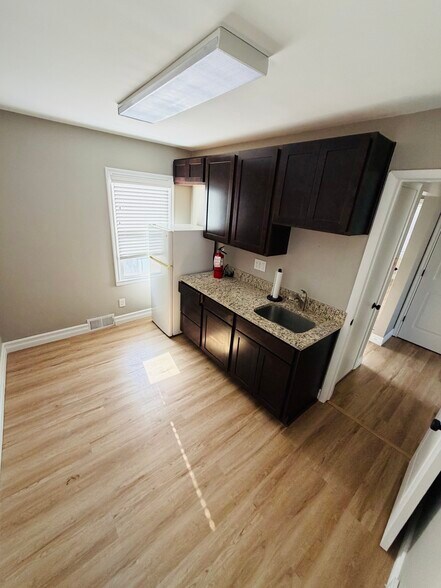 More Photos Of 1013 S Main St, Plymouth Storefront Retail Office For Sale