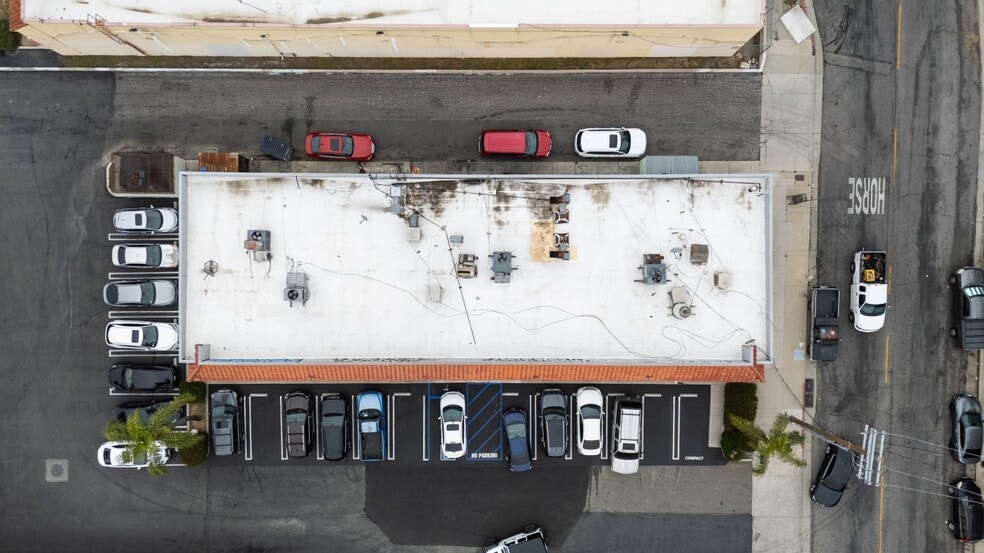 More Photos Of 13185 Gladstone Ave, Sylmar General Retail For Sale