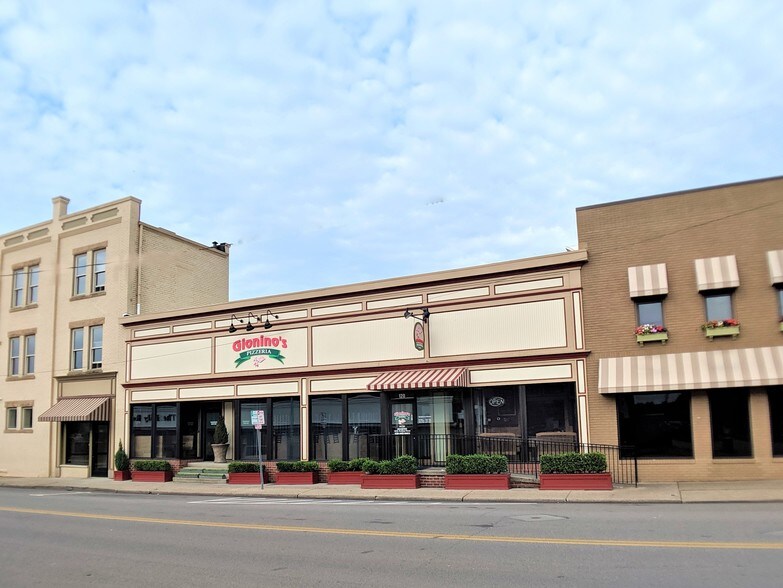 More Photos Of 144-156 E Liberty St, Wooster Storefront Retail Office For Lease