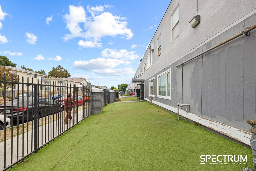 More Photos Of , North Hills Multifamily For Sale