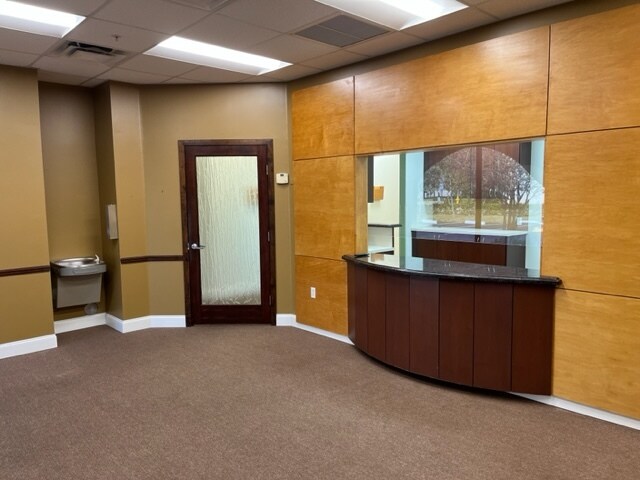 More Photos Of 6435-6471 W Commercial Blvd, Tamarac Medical For Lease