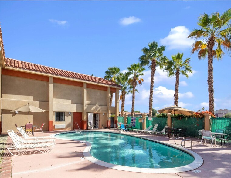 More Photos Of 81753 111 Hwy, Indio Hotel For Sale