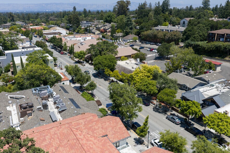 More Photos Of 14554 Big Basin Way, Saratoga Storefront Retail Office For Lease