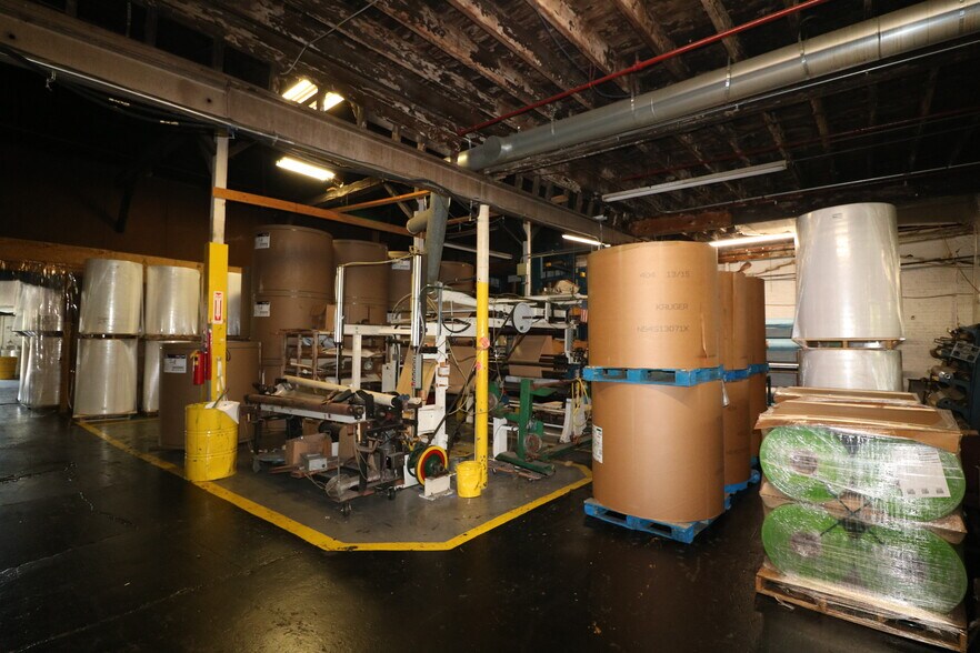 More Photos Of 703 Van Rossum Ave, Beverly Industrial For Sale