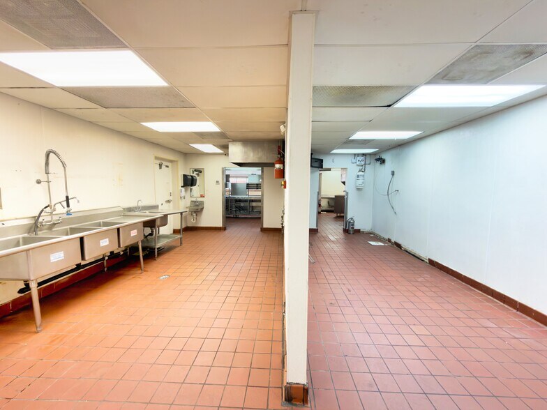 More Photos Of 2791 Lenwood Rd, Barstow Fast Food For Sale