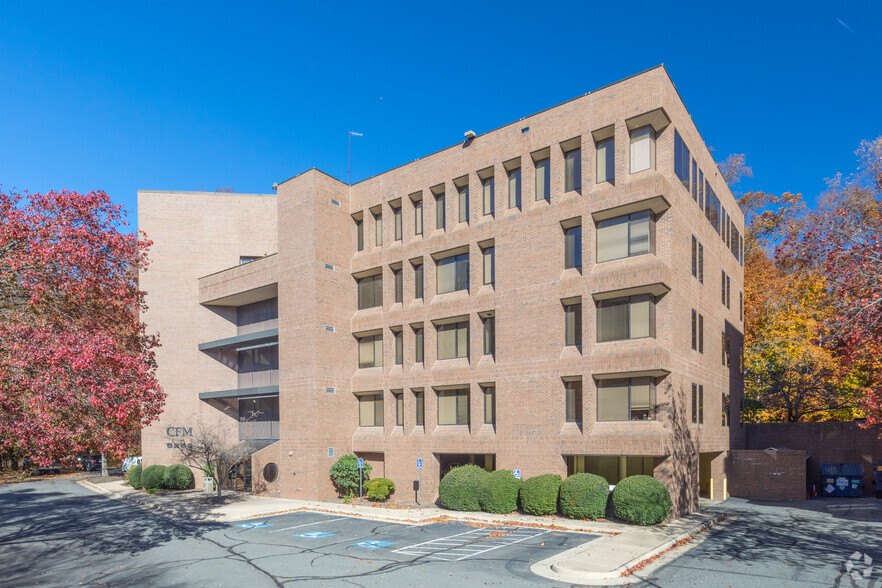 Primary Photo Of 5250 Cherokee Ave, Alexandria Office For Lease